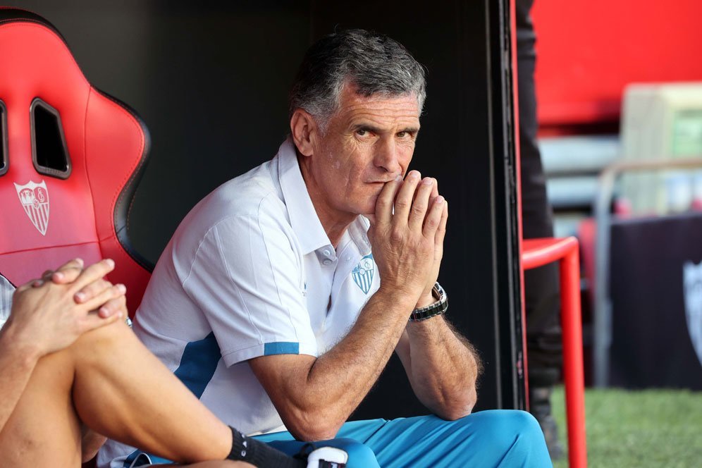 2 Bulan yang Spesial bagi Jose Luis Mendilibar dan Sevilla 2 Bulan yang Spesial bagi Jose Luis Mendilibar dan Sevilla