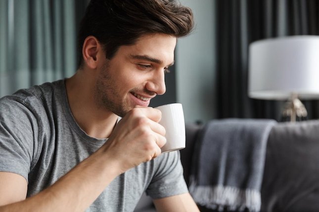 Terlalu Banyak Susu dan Kopi Terlalu Banyak Susu dan Kopi