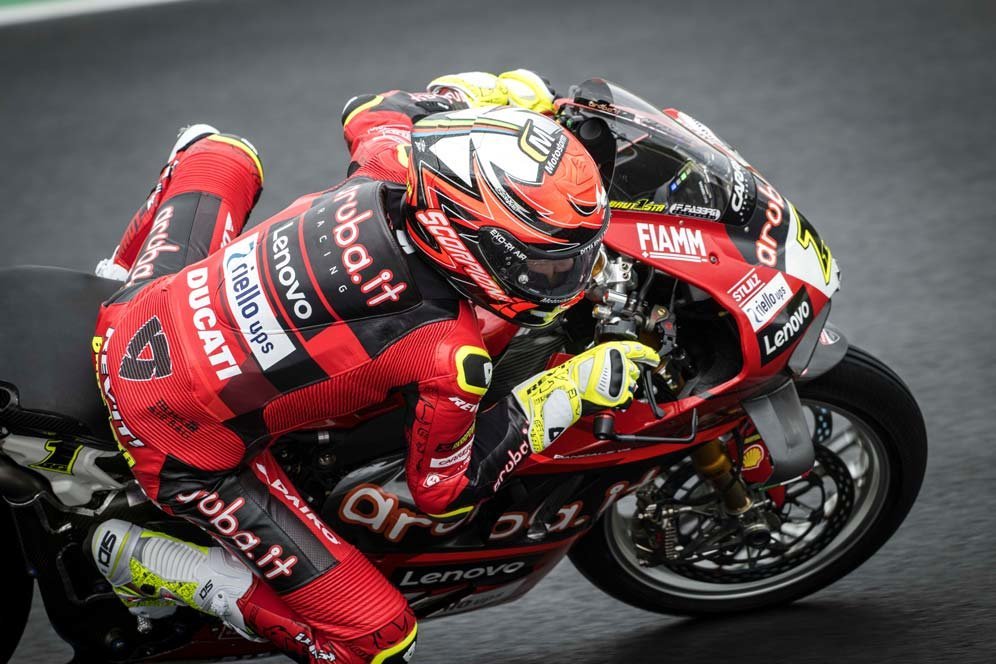 Hasil Superpole Race WorldSBK Portugal: Duel Sengit, Alvaro Bautista Kalahkan Toprak Razgatlioglu di Tikungan Terakhir