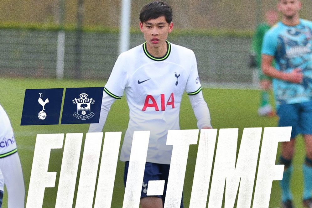 Bima Sakti Batal Panggil Gelandang Tottenham ke Timnas Indonesia U-17 karena Berpaspor Inggris: Harus Dinaturalisasi Bima Sakti Batal Panggil Gelandang Tottenham ke Timnas Indonesia U-17 karena Berpaspor Inggris: Harus Dinaturalisasi