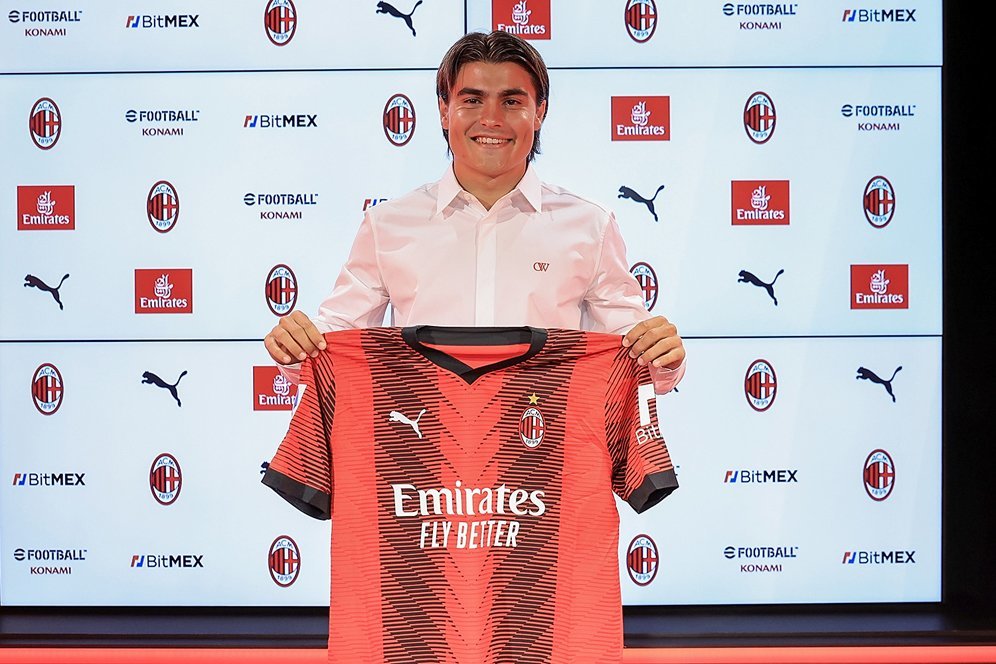 AC Milan Pinjamkan Luka Romero ke Almeria AC Milan Pinjamkan Luka Romero ke Almeria