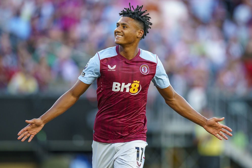 MU Sudah Pernah Dapat Rekomendasi Rekrut Ollie Watkins dari Sang Legenda MU Sudah Pernah Dapat Rekomendasi Rekrut Ollie Watkins dari Sang Legenda