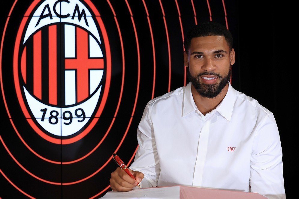 AC Milan adalah Chelsea Cabang Italia AC Milan adalah Chelsea Cabang Italia