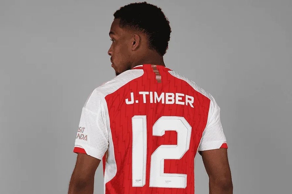Resmi, Arsenal Angkut Jurrien Timber dari Ajax Amsterdam