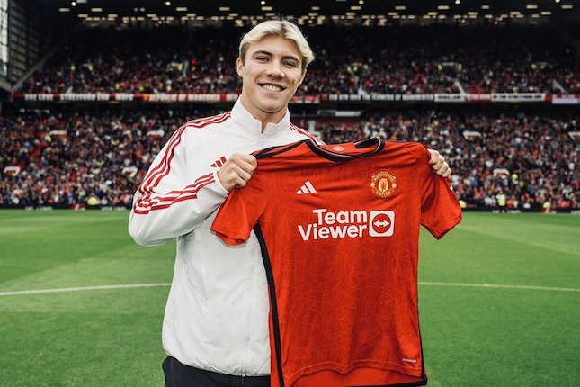 Aktivitas Transfer Manchester United Aktivitas Transfer Manchester United