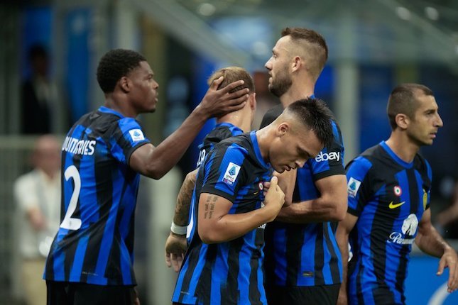 Inter Milan Bungkam Monza