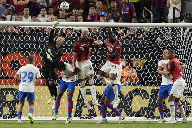 2 Agustus 2023: AC Milan 0-1 Barcelona 2 Agustus 2023: AC Milan 0-1 Barcelona