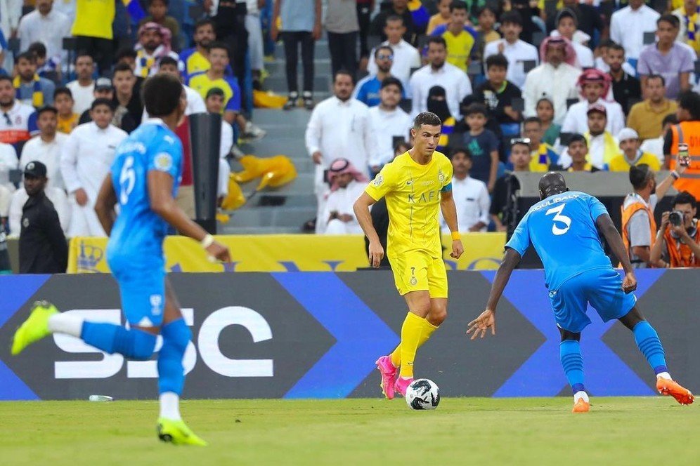 GOAT! Cristiano Ronaldo Borong 2 Gol untuk Bawa Al Nassr Juara Liga Champions Arab dengan Bungkam Al Hilal GOAT! Cristiano Ronaldo Borong 2 Gol untuk Bawa Al Nassr Juara Liga Champions Arab dengan Bungkam Al Hilal