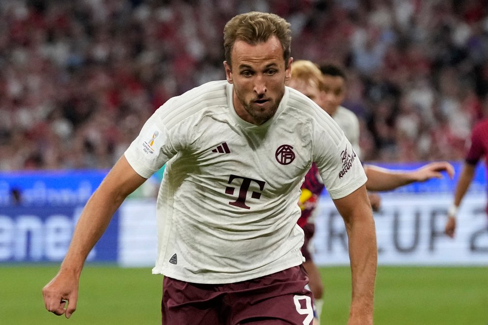 Dani Olmo Bikin Harry Kane Gagal Raih Trofi Pertamanya Bersama Bayern Munchen Dani Olmo Bikin Harry Kane Gagal Raih Trofi Pertamanya Bersama Bayern Munchen