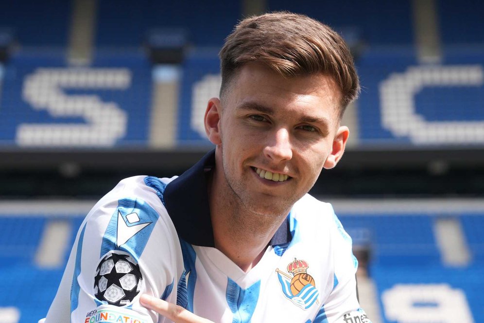 Meski Bertepuk Sebelah Tangan, Kieran Tierney Masih Ingin 'Balikan' dengan Arsenal Meski Bertepuk Sebelah Tangan, Kieran Tierney Masih Ingin 'Balikan' dengan Arsenal