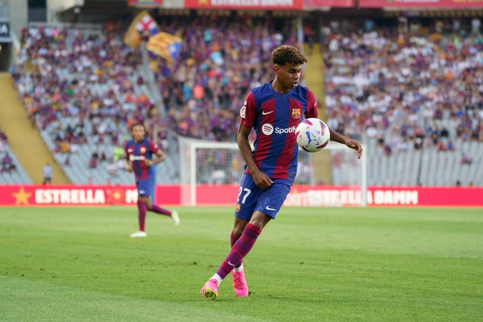 Lamine Yamal jadi Pemain U-23 Terbaik La Liga Edisi Agustus 2023 Lamine Yamal jadi Pemain U-23 Terbaik La Liga Edisi Agustus 2023