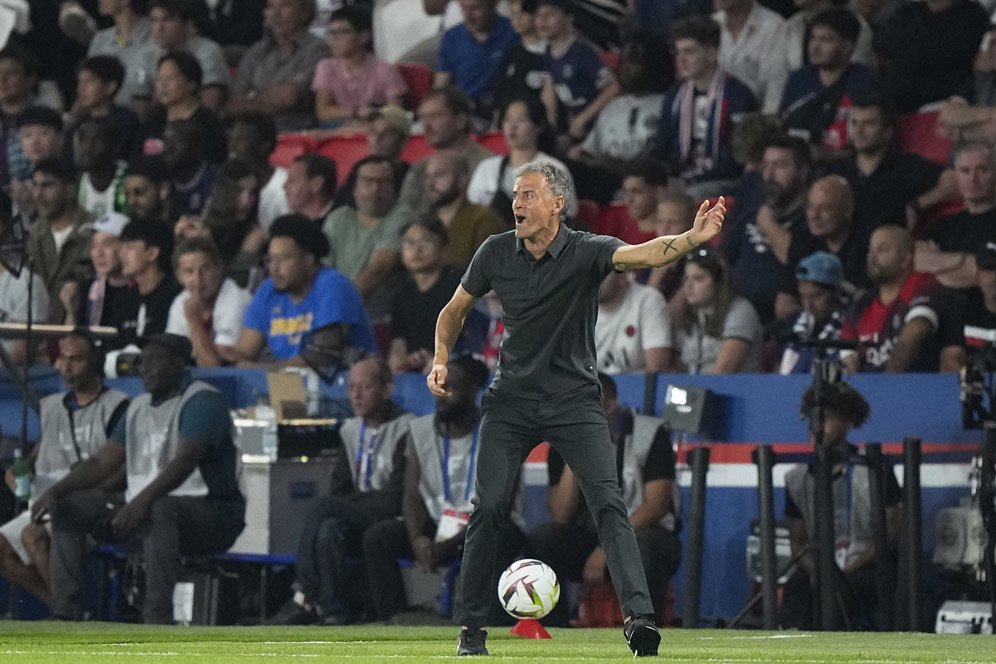Laga Pertama PSG Racikan Luis Enrique: 1000 Lebih Operan, Tanpa Gol, Gagal Menang Laga Pertama PSG Racikan Luis Enrique: 1000 Lebih Operan, Tanpa Gol, Gagal Menang