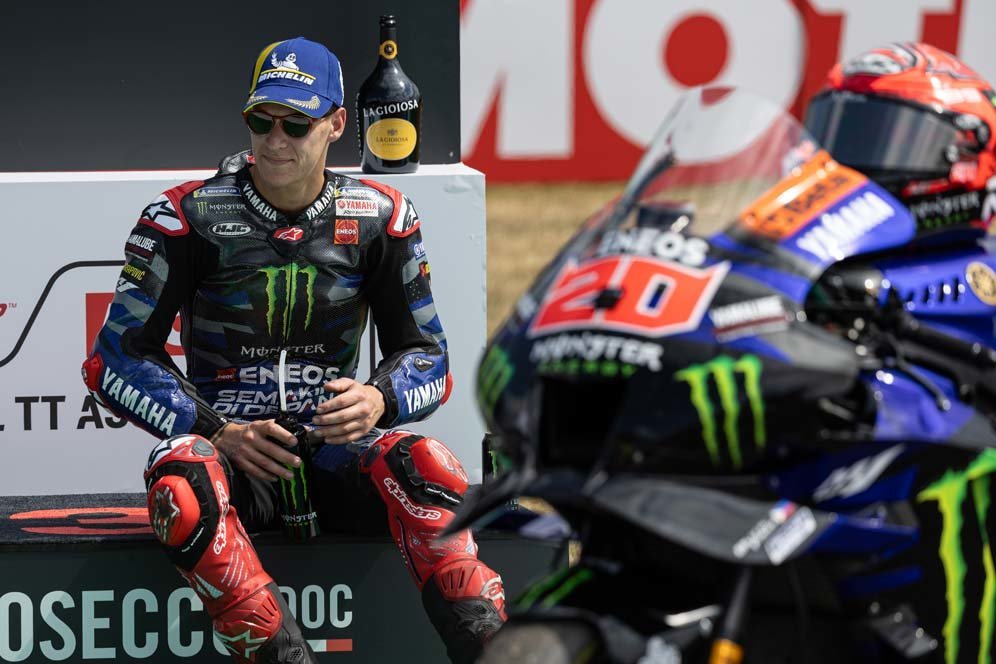 Kisah Fabio Quartararo dan Yamaha: Diawali Kejutan Manis, Kini Berpotensi Pisah Kisah Fabio Quartararo dan Yamaha: Diawali Kejutan Manis, Kini Berpotensi Pisah