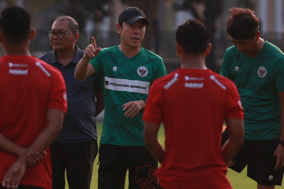 Kok Shin Tae-yong Nekat Panggil 3 Pemain yang Disanksi AFC ke Timnas Indonesia U-23? Ini Penjelasan PSSI Kok Shin Tae-yong Nekat Panggil 3 Pemain yang Disanksi AFC ke Timnas Indonesia U-23? Ini Penjelasan PSSI