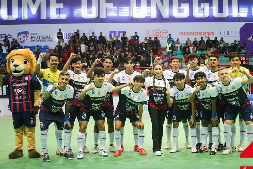 Eks Vokalis Geisha Ikut Desain Jersey Unggul FC