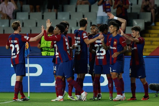 Barcelona 5-0 Royal Antwerp Barcelona 5-0 Royal Antwerp