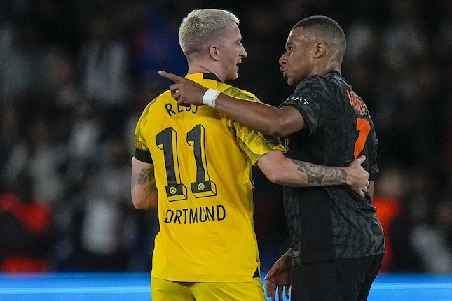 Borussia Dortmund Juara Grup F