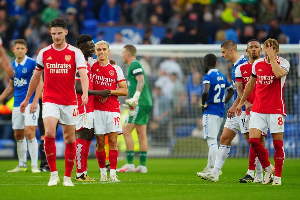 Rapor Pemain Arsenal Saat Kalahkan Everton: Saliba Kokoh, Trossard Sang Pahlawan, Vieira Harus Diasah Lagi Rapor Pemain Arsenal Saat Kalahkan Everton: Saliba Kokoh, Trossard Sang Pahlawan, Vieira Harus Diasah Lagi