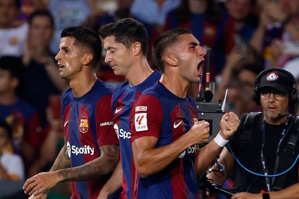 Xavi Hernandez Ungkap Target Paling Realistis Barcelona di Liga Champions 2023/2024 Xavi Hernandez Ungkap Target Paling Realistis Barcelona di Liga Champions 2023/2024