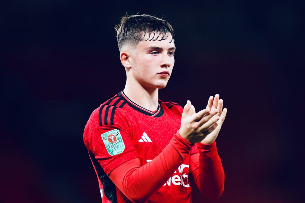 Borussia Dortmund Coba Bajak Wonderkid Manchester United Ini? Borussia Dortmund Coba Bajak Wonderkid Manchester United Ini?