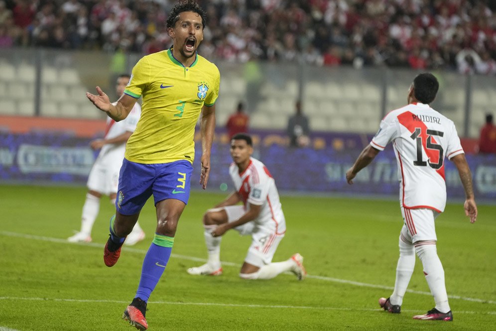Hasil Peru vs Brasil: Skor 0-1 Hasil Peru vs Brasil: Skor 0-1