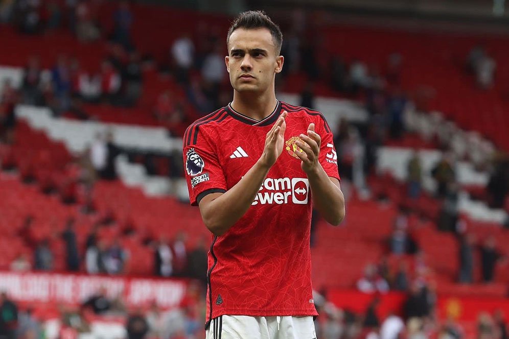 Lhah?! Cuma Separuh Musim, MU Putuskan untuk Kembalikan Sergio Reguilon ke Tottenham Lhah?! Cuma Separuh Musim, MU Putuskan untuk Kembalikan Sergio Reguilon ke Tottenham