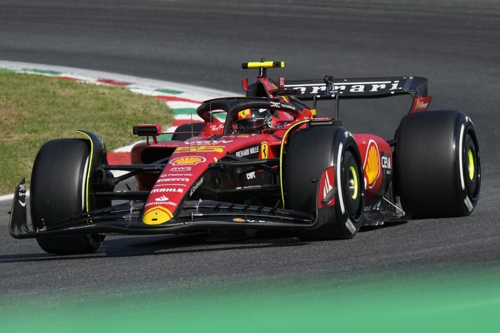 Hasil Kualifikasi Formula 1 GP Italia: Carlos Sainz Persembahkan Pole untuk Ferrari Hasil Kualifikasi Formula 1 GP Italia: Carlos Sainz Persembahkan Pole untuk Ferrari