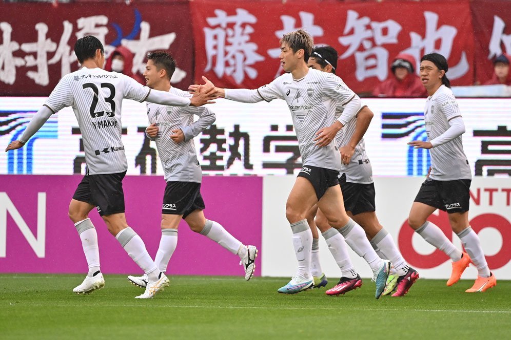 Jangan Lewatkan Laga Panas J1 League Pekan Ini: Juara Asia vs Calon Juara Jepang Jangan Lewatkan Laga Panas J1 League Pekan Ini: Juara Asia vs Calon Juara Jepang