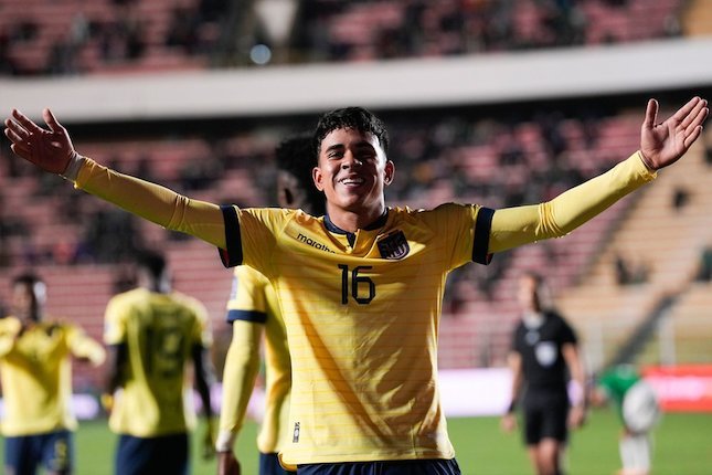 7. Kendry Paez 7. Kendry Paez
