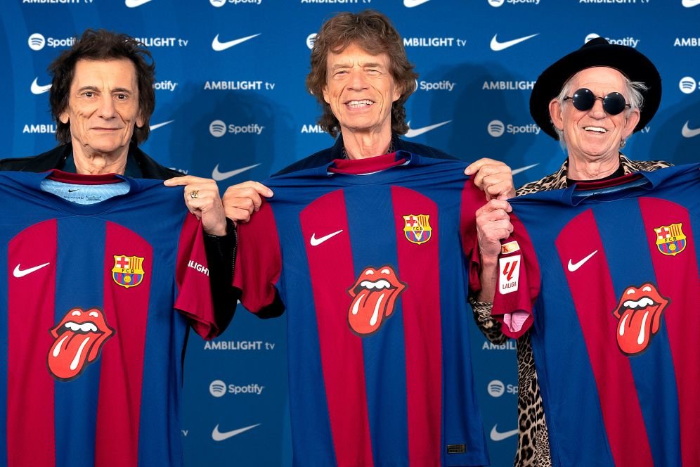 Dapat Sponsor, Logo Rolling Stones Bakal Muncul di Jersey Barcelona untuk Laga El Clasico Dapat Sponsor, Logo Rolling Stones Bakal Muncul di Jersey Barcelona untuk Laga El Clasico