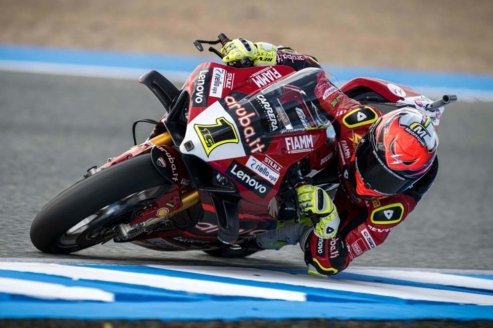 Alvaro Bautista Juara: Klasemen Sementara WorldSBK 2023 Usai Race 1 Seri Spanyol di Jerez Alvaro Bautista Juara: Klasemen Sementara WorldSBK 2023 Usai Race 1 Seri Spanyol di Jerez