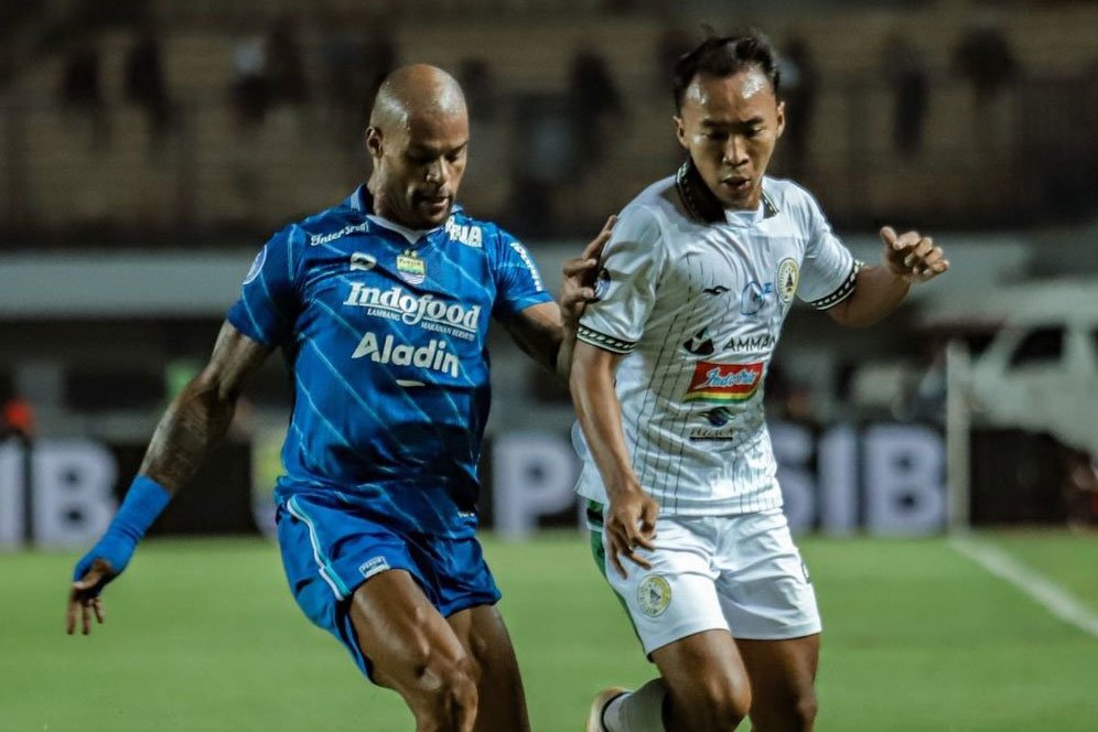 Bojan Hodak Ungkap Kartu As Persib Gulung PSS 4-1 di BRI Liga 1