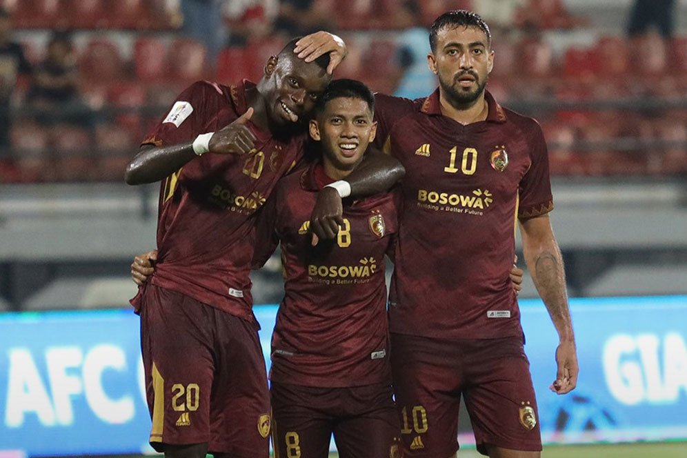 Kritikan Menohok Gelandang PSM Makassar Pada Wasit di Laga Lawan Persik Kediri Kritikan Menohok Gelandang PSM Makassar Pada Wasit di Laga Lawan Persik Kediri