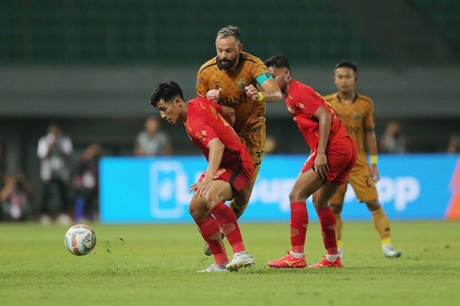 Menutup Karier di Bhayangkara FC? Menutup Karier di Bhayangkara FC?