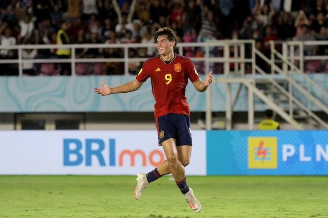 Dari Manahan ke Liga Champions