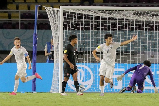 Inggris vs Uzbekistan