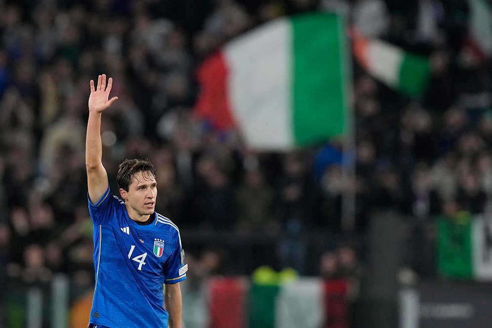Prediksi Starting XI Italia di Euro 2024: Formasi 3-4-2-1 atau 4-3-3? Prediksi Starting XI Italia di Euro 2024: Formasi 3-4-2-1 atau 4-3-3?