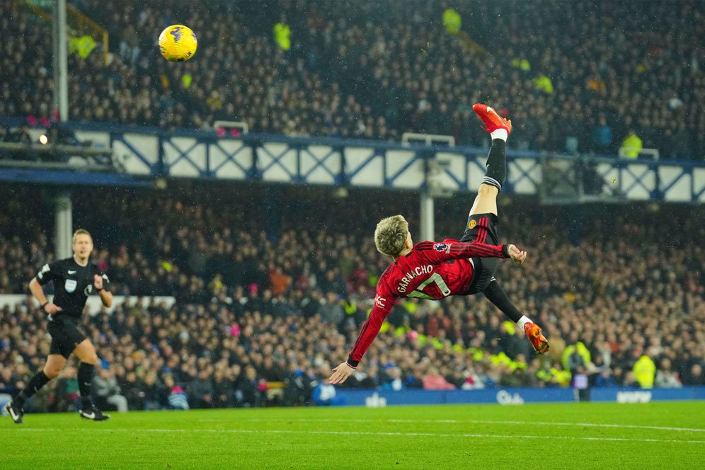 Sensasional! Gol Salto Alejandro Garnacho Lebih Mirip Wayne Rooney atau Cristiano Ronaldo? Sensasional! Gol Salto Alejandro Garnacho Lebih Mirip Wayne Rooney atau Cristiano Ronaldo?