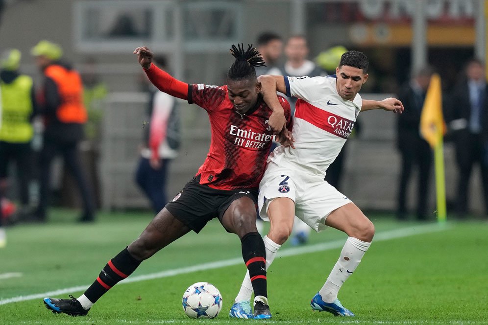 Hasil AC Milan vs PSG: Skor 2-1 Hasil AC Milan vs PSG: Skor 2-1