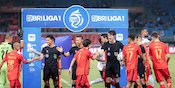 Thomas Doll Puji Wasit Jepang Usai Persija Menang atas PSS: Dia Bagus, Semua Bisa Belajar dengan Pen Thomas Doll Puji Wasit Jepang Usai Persija Menang atas PSS: Dia Bagus, Semua Bisa Belajar dengan Pen