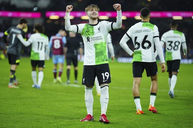 Liverpool menang dan untung