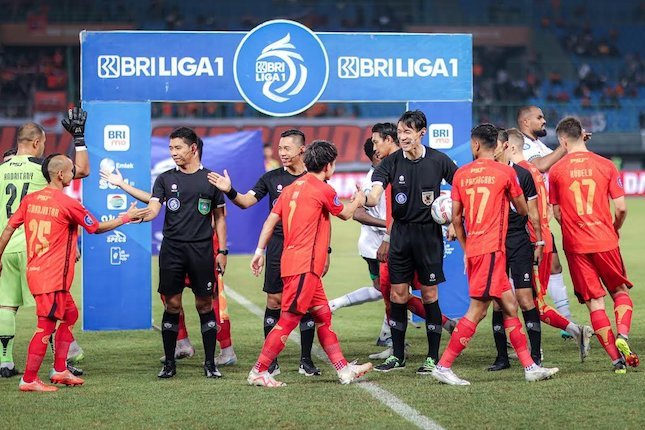 Starting XI Persija vs PSS Starting XI Persija vs PSS