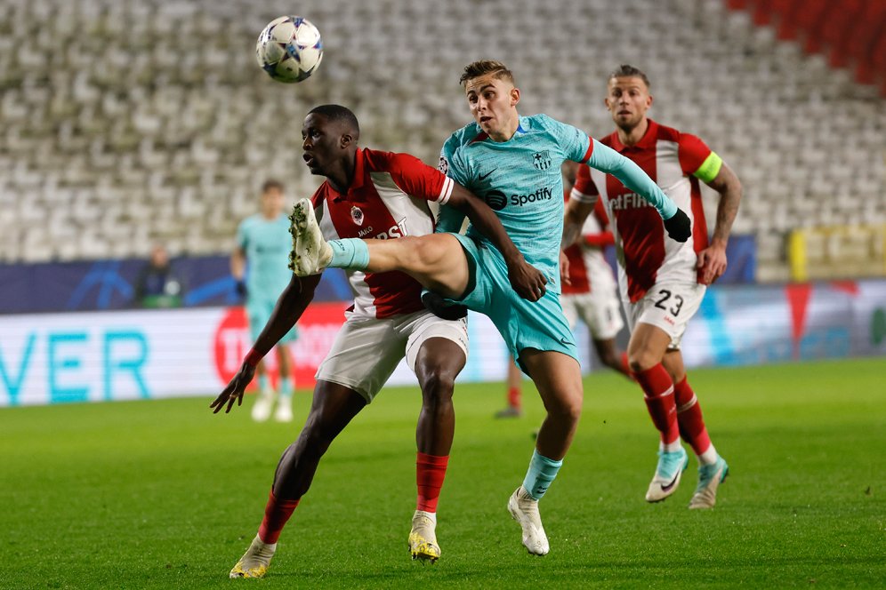 Hasil Royal Antwerp vs Barcelona: Skor 3-2