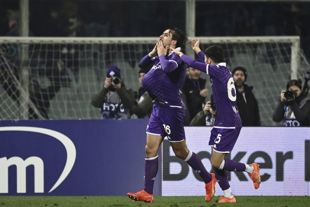 Alot Selama 120 Menit, Fiorentina Akhirnya Melenggang ke Semifinal Coppa Italia 2023/2024 Lewat Adu Penalti Alot Selama 120 Menit, Fiorentina Akhirnya Melenggang ke Semifinal Coppa Italia 2023/2024 Lewat Adu Penalti