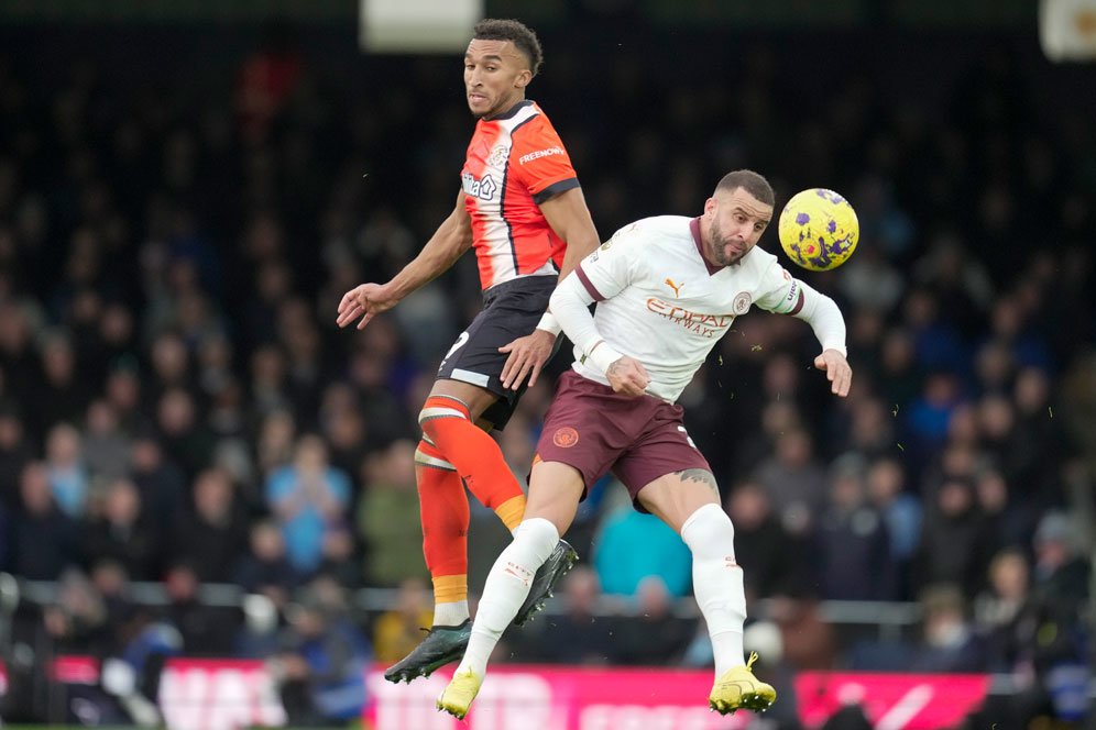 Hasil Luton Town vs Manchester City: Skor 1-2