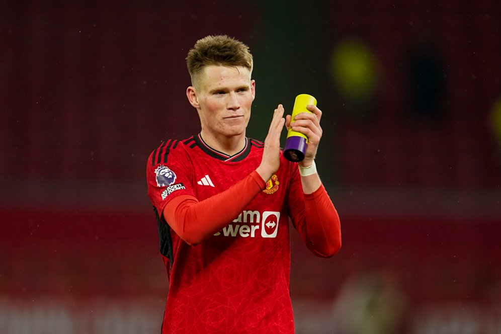 Blak-Blakan Roy Keane: Karier Scott McTominay di MU Tercoreng Gara-Gara Diduetkan dengan Fred! Blak-Blakan Roy Keane: Karier Scott McTominay di MU Tercoreng Gara-Gara Diduetkan dengan Fred!