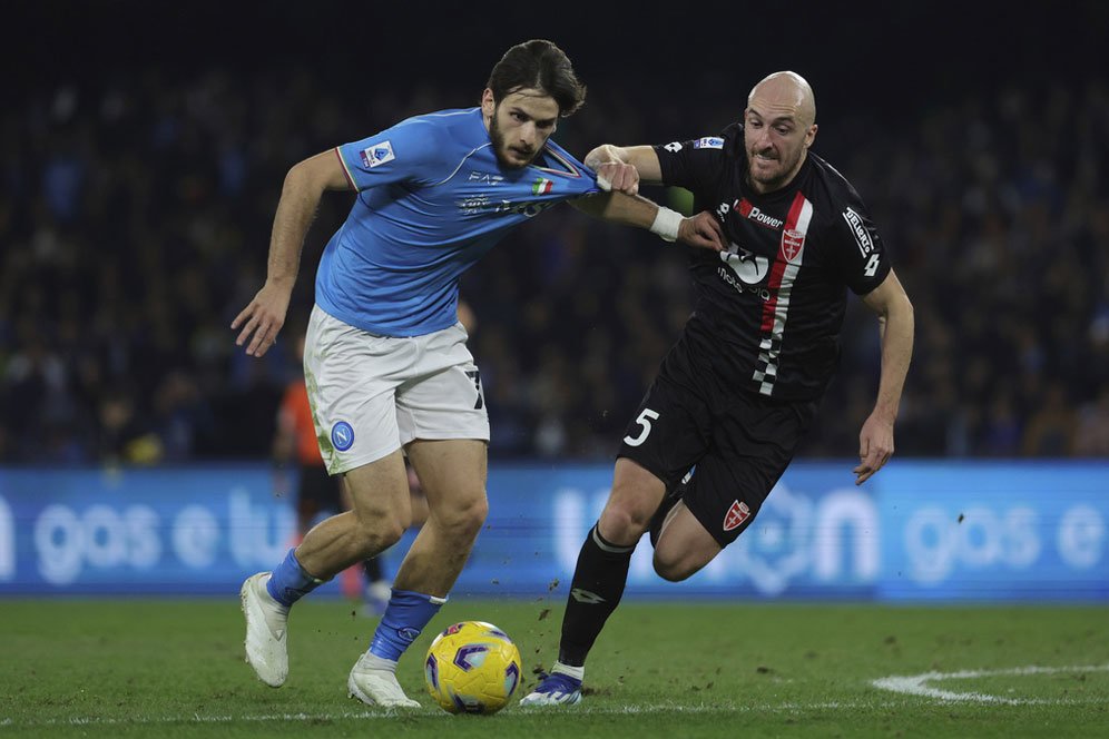 Real Madrid? Khvicha Kvaratskhelia Masih Setia dengan Napoli!