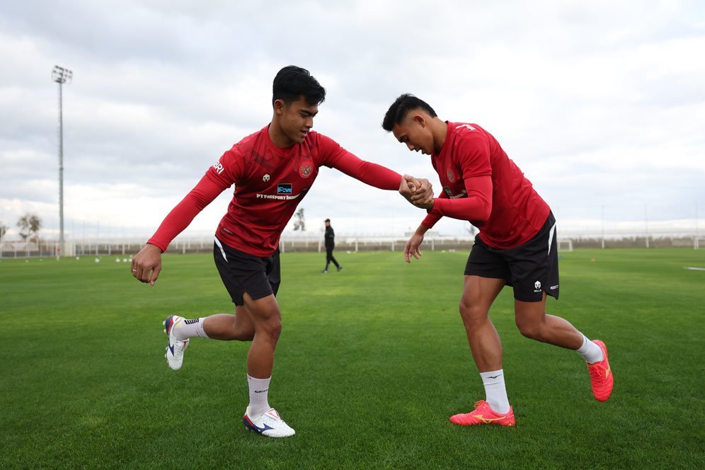 Pelatih Fisik Ungkap Kondisi Timnas Indonesia Jelang Piala Asia 2023: Stamina Sangat Kurang Pelatih Fisik Ungkap Kondisi Timnas Indonesia Jelang Piala Asia 2023: Stamina Sangat Kurang