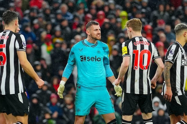 Martin Dubravka, Perusak Pesta City Martin Dubravka, Perusak Pesta City