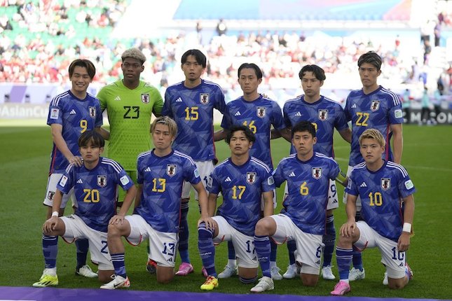Zion Suzuki Gabung Parma